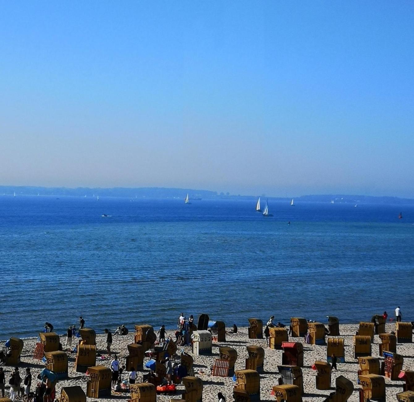 Fewo J 24 Laboe Buitenkant foto